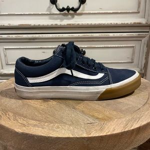 Mens size 9 vans